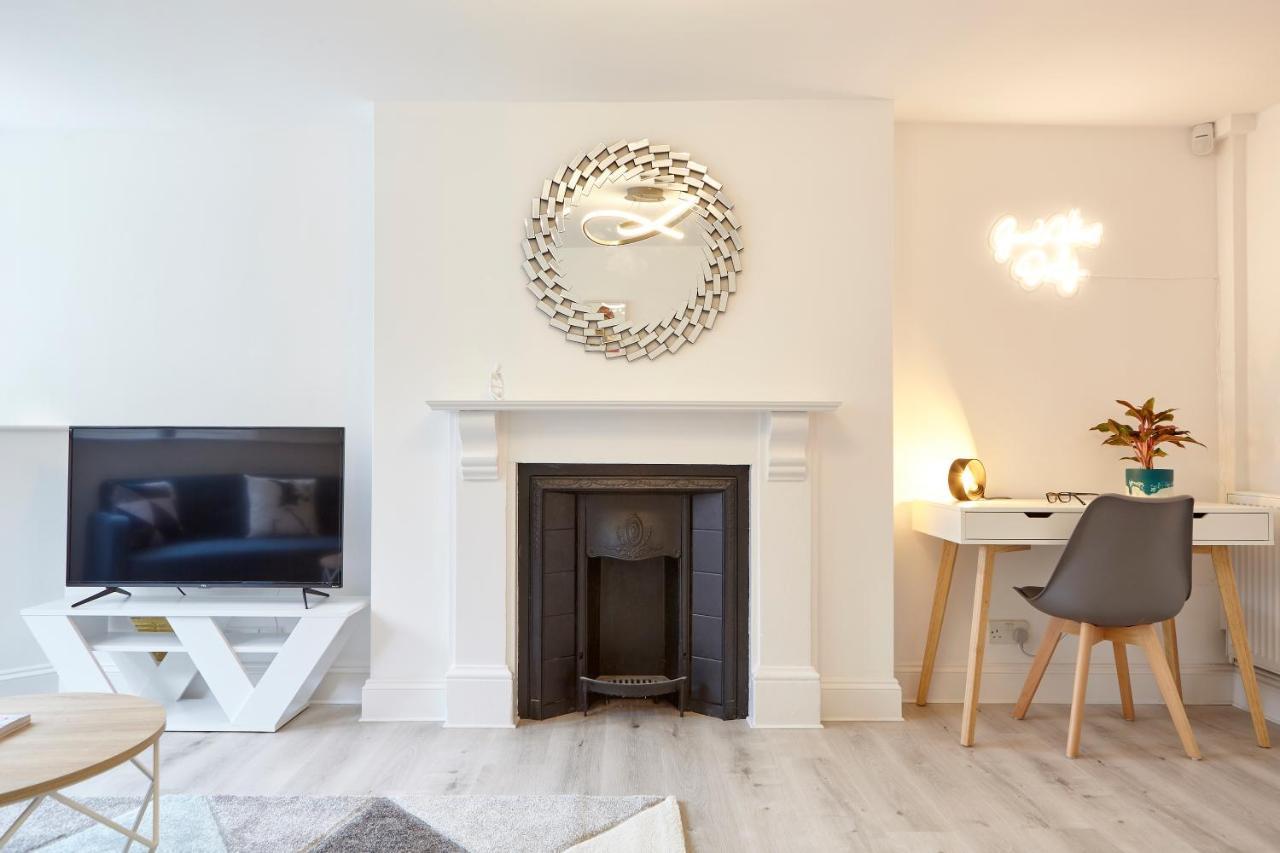 Stylish, Spacious Flat With Private Parking Bristol Buitenkant foto